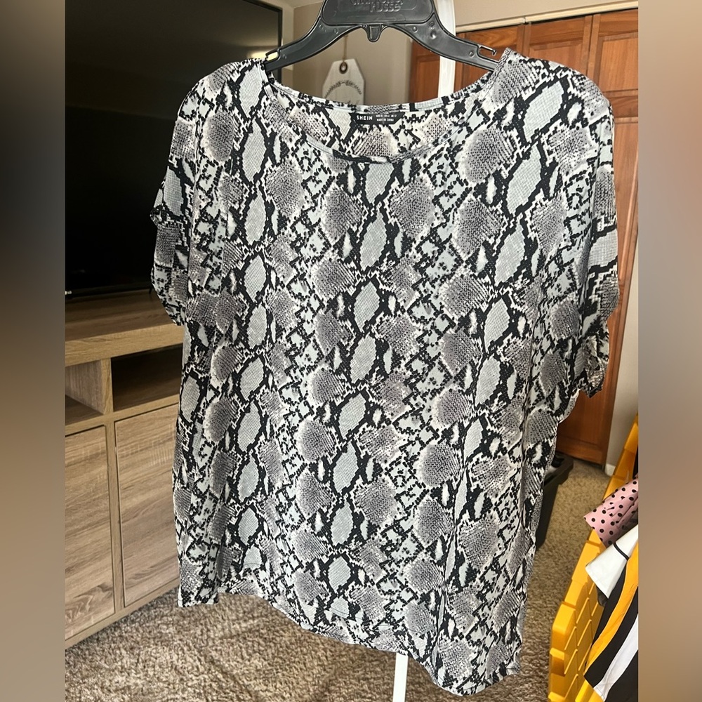 SHEIN tops- lot
